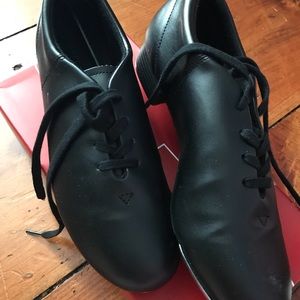 Capezio women’s tap shoes